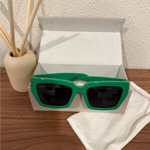 Dezi Switch Sunglasses